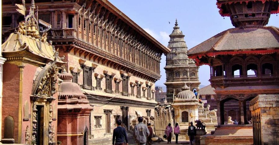10 Days Nepal Adventure Tour from Kathmandu - Trishuli River rafting and the ride to Chitwan: adventure day two