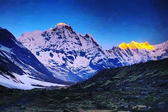 11-Day Hike Tour to Annapurna Base Camp Bliss in Kathmandu - The Machhapuchare approach and the ABC arrival: the amphitheater moment