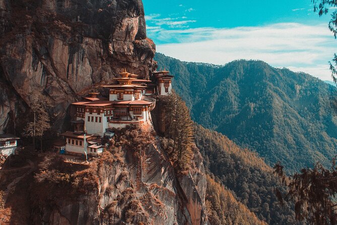 11 Days Private Nepal and Bhutan Tour - Price and what $4,760 per person really covers
