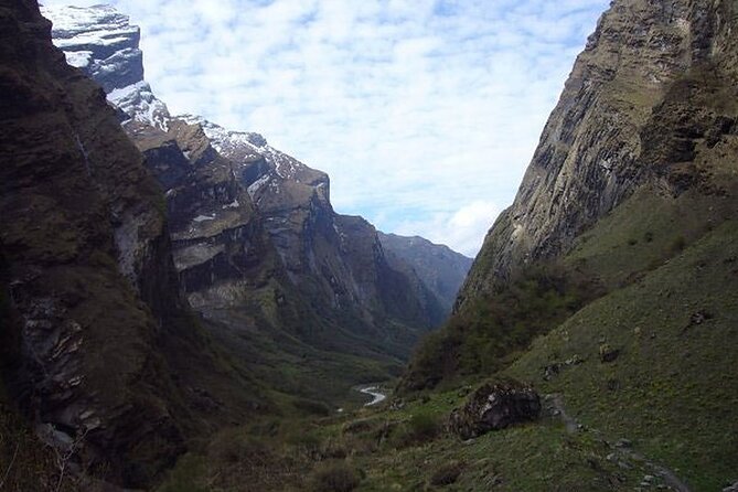 12 days A Perfect hiking tour to Annapurna Base Camp via Ghorepani and Poon Hill - Chhomrong to Deurali: where the trek starts feeling like the real thing