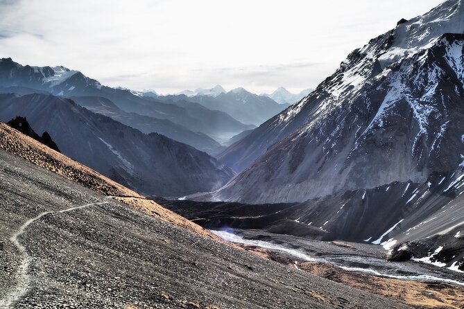 12 days Annapurna Circuit Trek - Kathmandu to Dharapani: the first long transfer day