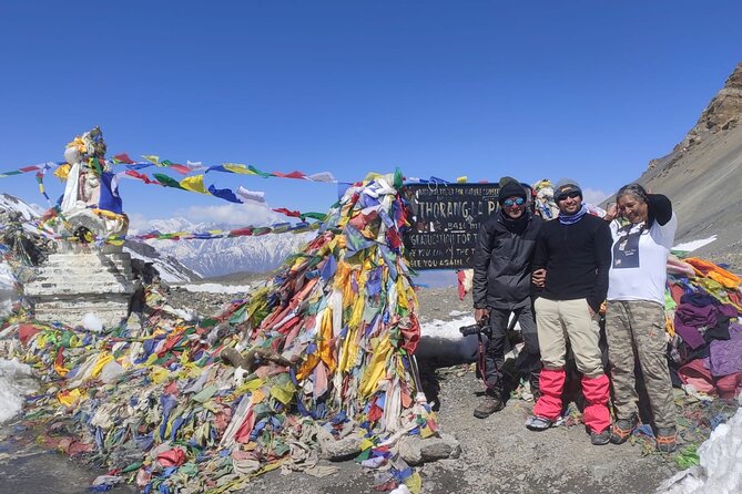 14 Days Annapurna Circuit Trek - Pisang to Manang: Tibetan-influenced culture meets altitude reality