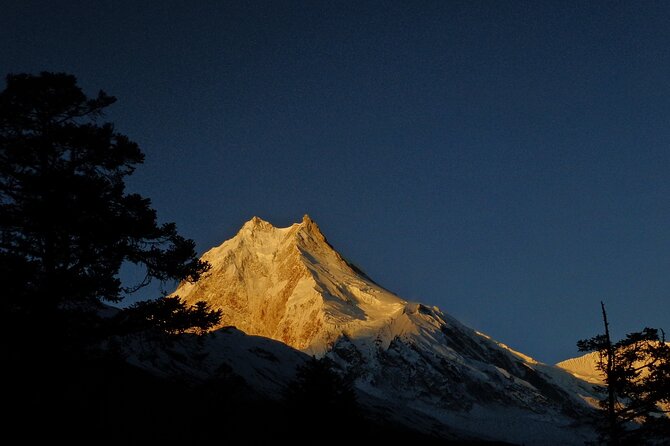 15 Days Manaslu Circuit Trek - Kathmandu start: airport pickup and a realistic prep pace