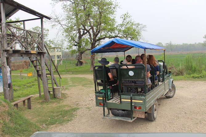 3-Day Chitwan National Park Jungle Safari Tour Package with Pick Up - Entering Chitwan through culture: Tharu village and visitor center