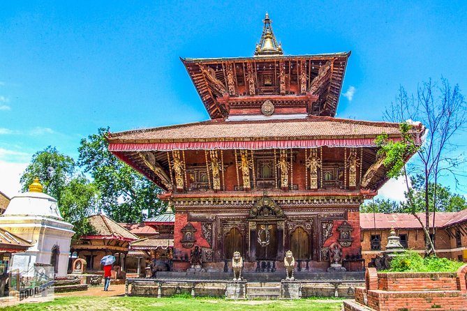 4 UNESSCO World heritage sites of Kathmandu-private tour - Stop 4: Swayambhunath Monkey Temple and a possible sunset payoff