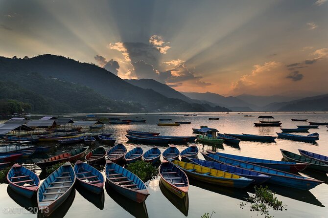 6 Days Private Himalayan Dreams of Nepal - Pokhara by Domestic Flight: Lakeside Time and the World Peace Pagoda