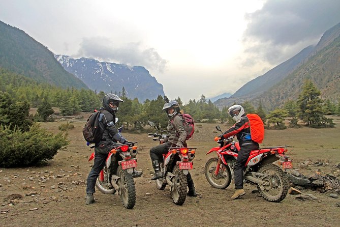 8-Day Guided Sightseeing Motorcycle Tour of Manang with Meals - Cliffside roads toward Jagat: steep drops and waterfall timing