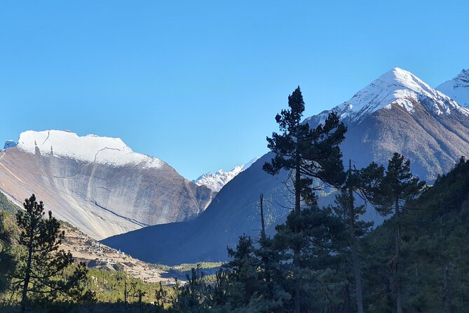 8-Day Guided Sightseeing Motorcycle Tour of Manang with Meals - Kurintar on Day 6: downhill momentum, riverside calm, and pool time