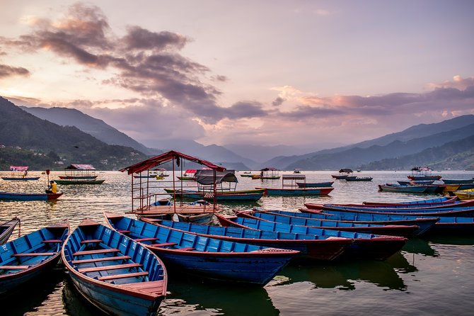 8 Days Luxury Nepal Tour - Elephant safari, canoe trip, and river boat rides on Karnali & Geruwa