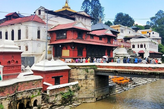 8 Days Tour in Nepal (3 Star Accommodation) - Day 2 in Kathmandu: Patan Durbar Square, Swayambhunath, Boudhanath