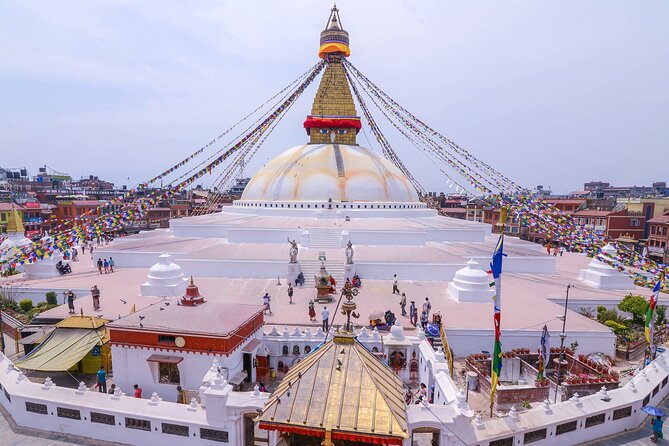 8 Days Tour in Nepal (4 Star Accommodation) - Kathmandu Valley Temple Loop: Day 2’s real payoff