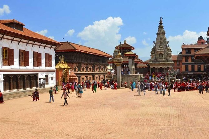 8 Days Tour in Nepal - Kathmandu, Chitwan & Pokhara (3 & 4 Star) - Chitwan safari day in a UNESCO park: jeep or elephant-back