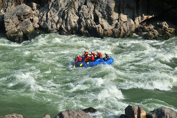 A Day Rafting Tour to TRISHULI RIVER - Gear and safety: what’s actually included (and why it matters)