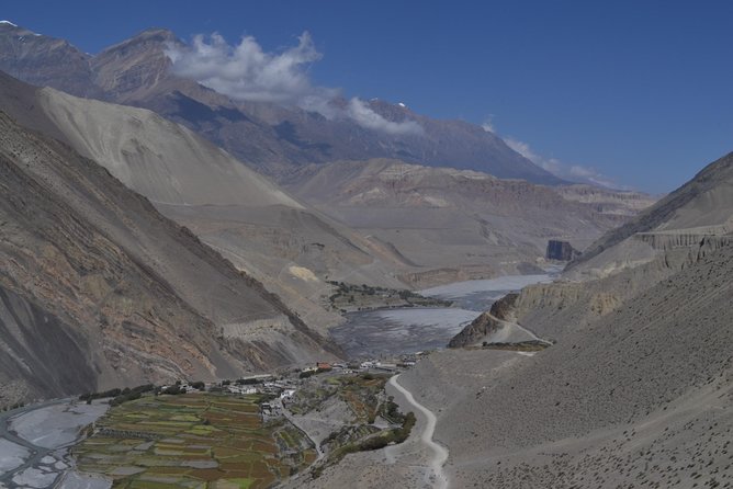 Annapurna Circuit Trek 12 days - Kaligandaki Gorge: the canyon that makes mountains feel close