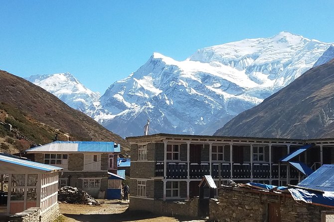 Annapurna Circuit Trekking -17 Days - Lodges, meals, and what your $1,400 is really buying