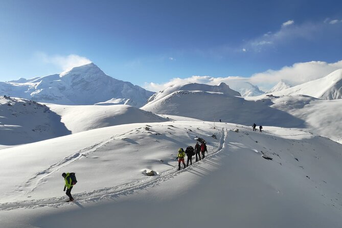 Annapurna Luxury Circuit Trek - Getting started in Kathmandu: pickup, early meeting, and comfort before altitude