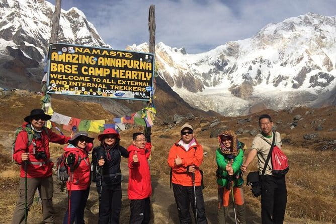 Annapurna Sanctuary Trek - 14 Days - The return down: downhill isn’t always easy on the knees