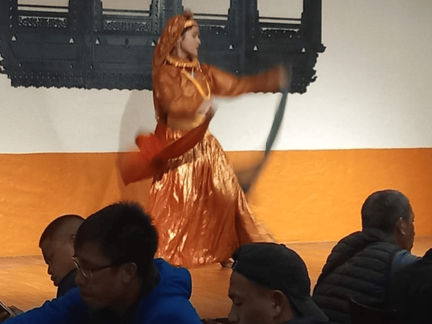 Authentic Nepali Evening: Traditional Food and Cultural Show - Welcome Drink and Venue Tour: Getting Oriented Before the First Performances