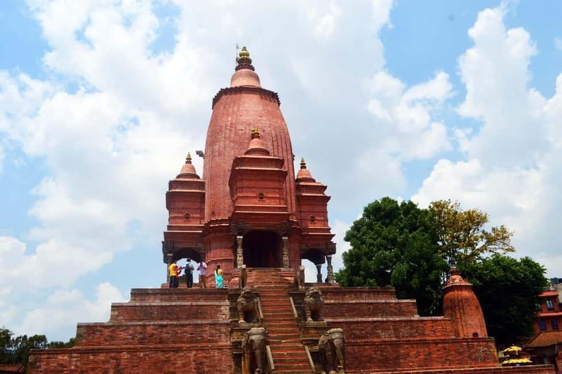 Bhaktapur Durbar Square 4-Hour Tour - Golden Gate and 55 Jhyale Durbar: where the wood work does the talking