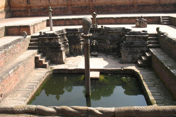 Bhaktapur Old City and Durbar Square Half-Day Tour - Kumha Tole Pottery Square: watching Newari craft in motion