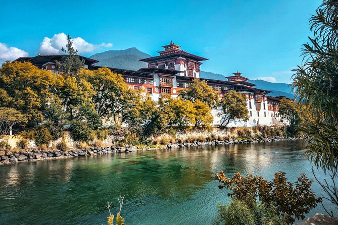 Bhutan 4-Day Private Tour from Kathmandu - Day 2 to Punakha: Dochula Pass, Chimi Lhakhang, and Punakha Dzong