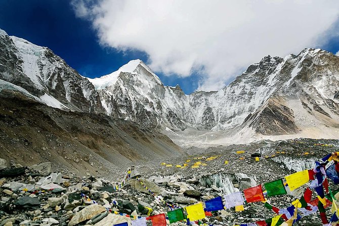 Classic Everest Base Camp Trek - Guide and porter support: small decisions that add up on Everest trails