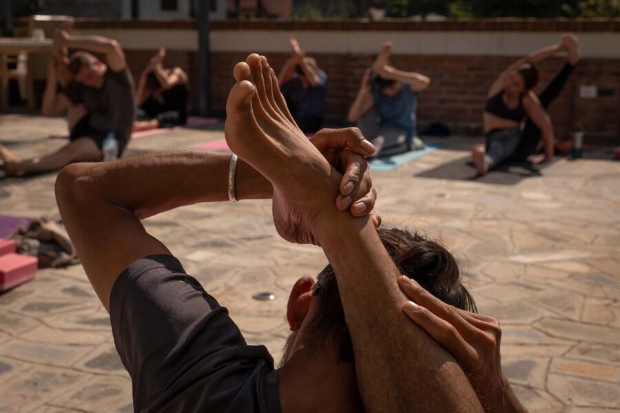 Day Yoga Meditation Retreat with Lunch, Kathmandu - Yoga and breathing: the hatha flow sequence that teaches body awareness