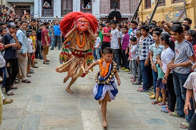 Discover Kathmandu Valley: A Day Tour Through Time and Tradition - Stop 2: Kathmandu Durbar Square with Hanuman Dhoka and Kumari Court