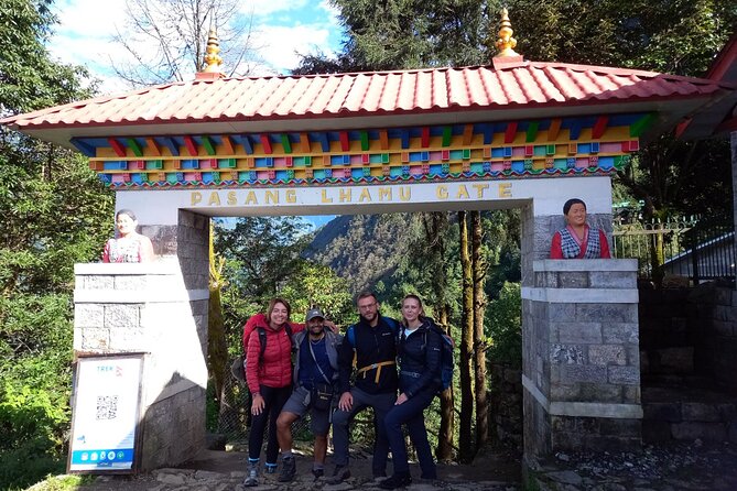Everest 5-Day Trek from Kathmandu - Day 5: Lukla to Kathmandu and the last stretch of Everest dust