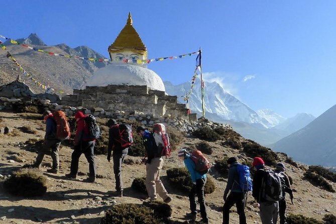 Everest Base Camp Trek With Local Expert Sherpa Guide - Your Sherpa guide and porters: why this structure keeps you safer
