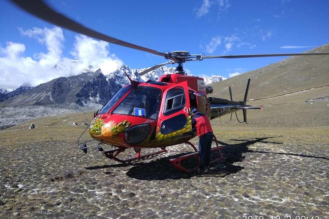 Everest Base Camp Trekking - 16 Days - Namche Bazaar Acclimatization: Sherpa Life and Everest-Region Views