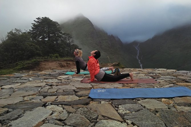 Everest Base Camp Yoga Trek - 15 Days - Dingboche rest day (Day 8): Nangkartshang Gompa and short hikes
