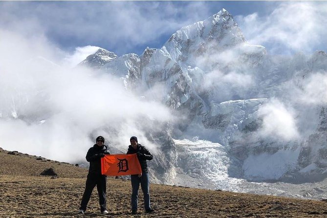 Everest Helicopter Tour from Kathmandu with Landing for Breakfast - Safety, altitude, and the cold reality check