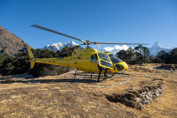 Everest Panorama Helicopter Tour - Kathmandu and Bhaktapur valley views: the first wow