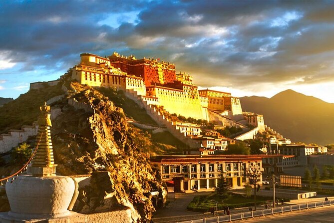 Fixed Departure Tibet Overland Group Joining Tours. - The drive into Lhasa: Karo La and Kamba La plus Yamdrok Tso
