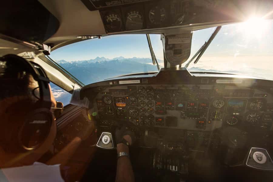 From Kathmandu: 1 hour Panoramic Everest Flight - Why a One-Hour Everest Flight Beats Guessing