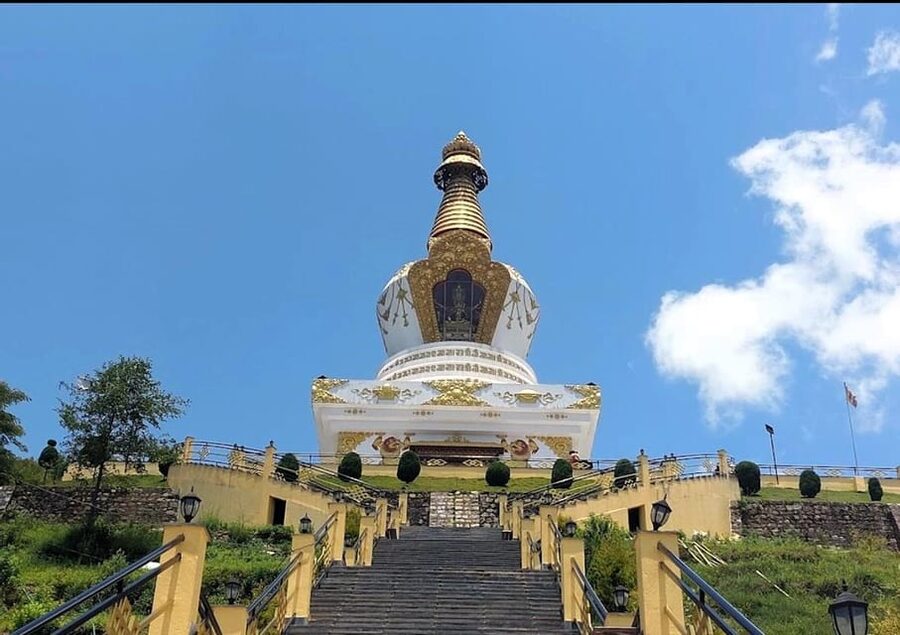 From Kathmandu: 2 Stupas and Kopan Monastery Spiritual Tour - Practical Tips: ID, Bags, Shoes, and Respectful Sightseeing