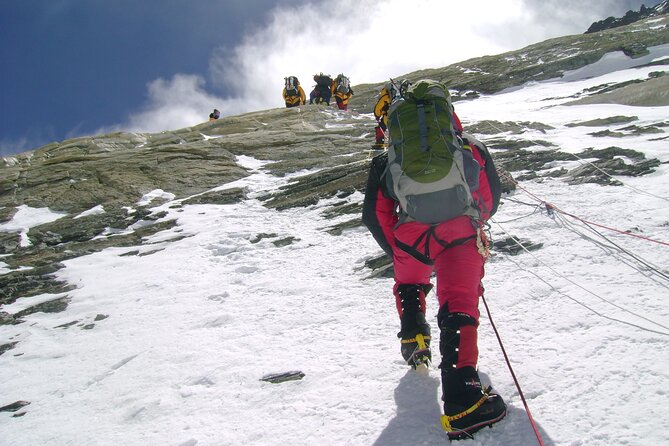 Guided Everest expedition 2024- Nepal side - Key highlights you’ll feel on this Everest run