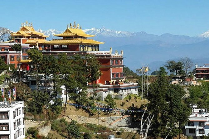 Hiking & city tour in Kathmandu with community Volunteering - The city temple loop: Swayambhunath, Durbar Squares, and market breaks