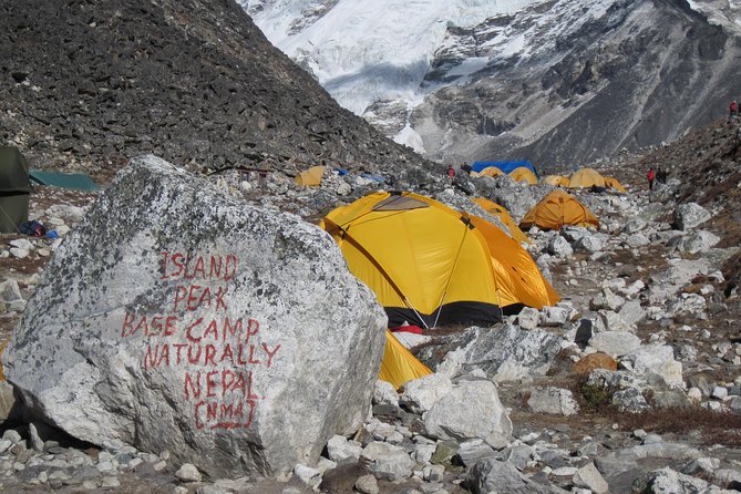 Island Peak Climbing ( 6,189M ) - What the Guide Team Looks Like in the Real World
