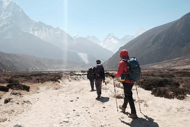 Kanchenjunga Circuit Trek 19 Days - Guides and porters: how the service level tends to feel on this circuit