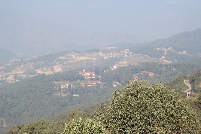 Kathmandu: 1 Day Hiking to Nagarjun Hill - The return: a relaxed descent back toward the trailhead
