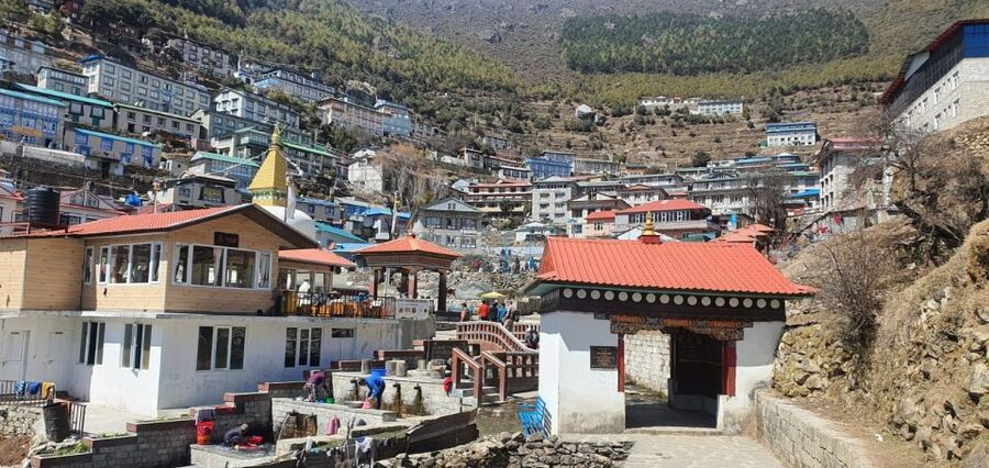 Kathmandu: 14-Day Everest Base Camp with Kala Patthar Trek - Phakding to Namche Bazaar: the Sherpa town you actually spend time in