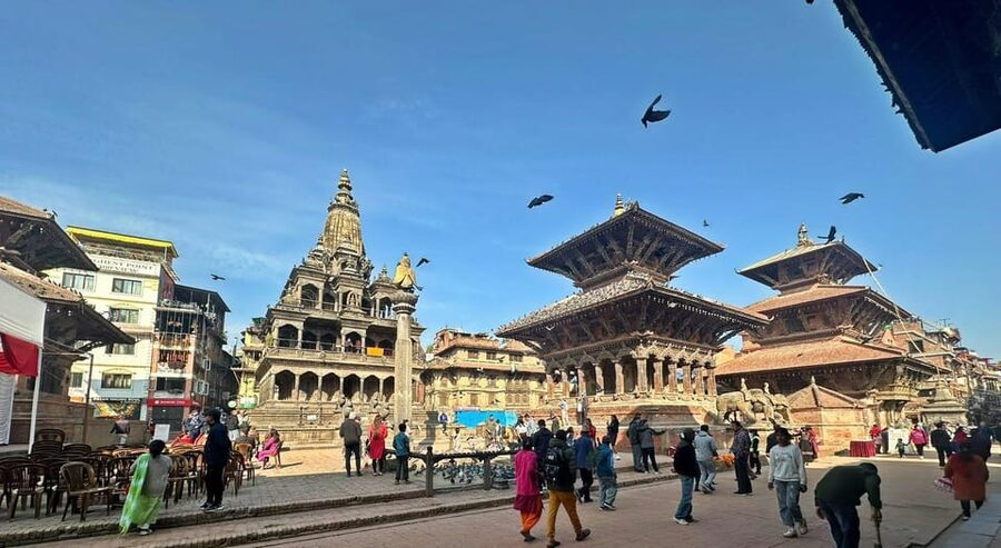 Kathmandu: 7 UNESCO-Listed city sites group day trip - Pashupatinath Temple by the Bagmati River: Hindu rituals in real time