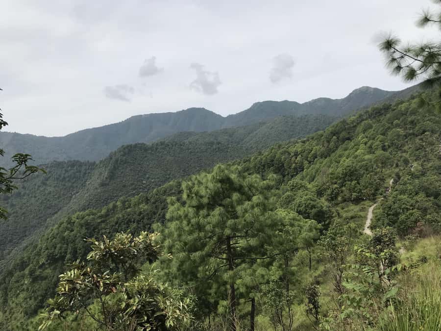 Kathmandu: Champadevi - Chandragiri Hike & Cable Car Descent - Chandragiri Hill walking time and the Bhaleshwor Mahadev Temple