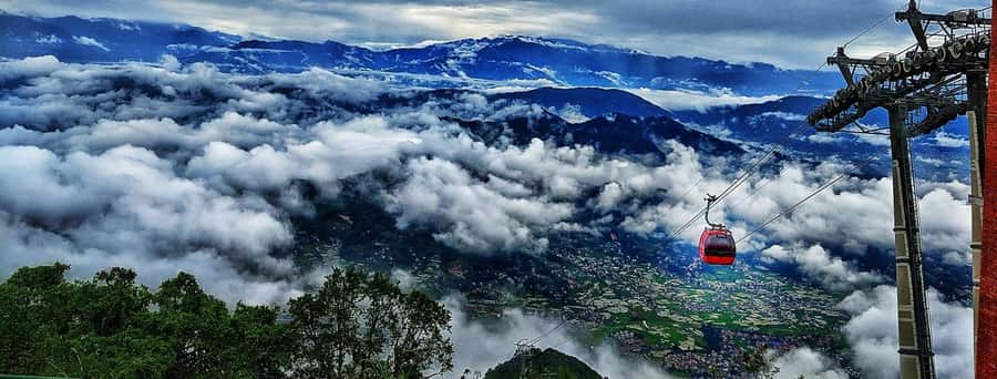Kathmandu: Champadevi - Chandragiri Hike & Cable Car Descent - The cable car descent: short ride, real emotion