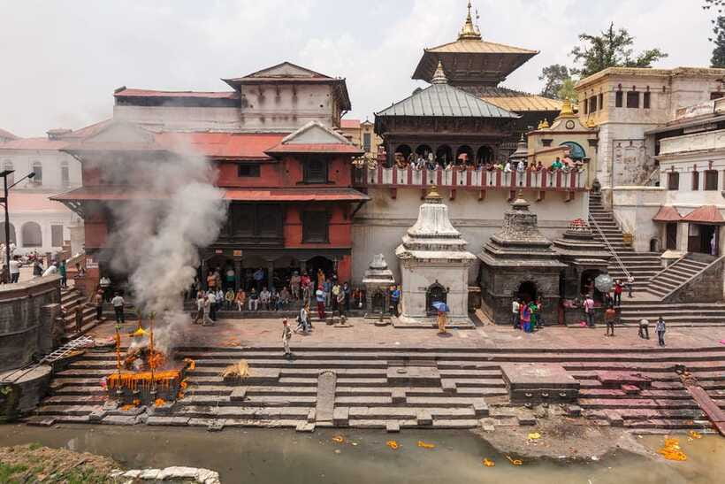 Kathmandu City Tour: TOP Highlights of the Kathmandu Valley - What to bring and how to dress for temple sites