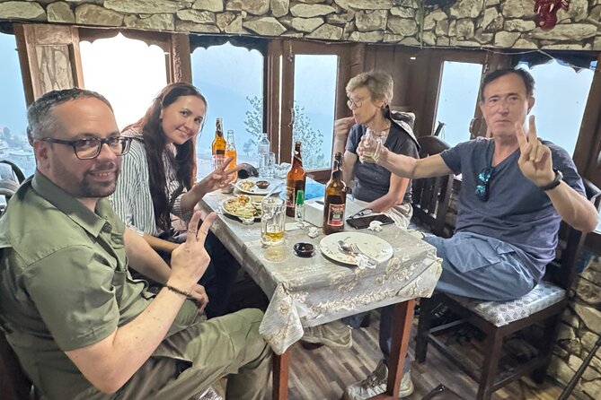 Kathmandu: Full Day Private Top 4 UNESCO Heritage Tour W/Lunch. - Pashupatinath Temple on the Bagmati River: Hindu Shiva at a working religious site