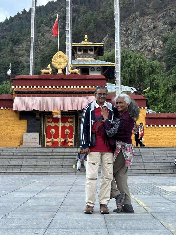 Kathmandu: Kailash Mansarovar Yatra Tour 2025 - Mansarovar Lake: the moment most people came for