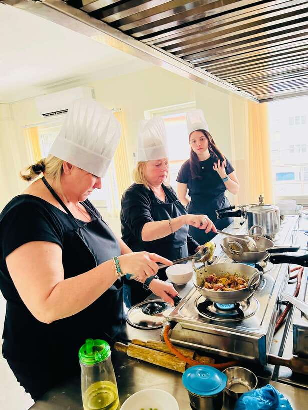 Kathmandu: Local Women-Lead Nepali Cooking & Momo Class - The market tour: where the flavor starts